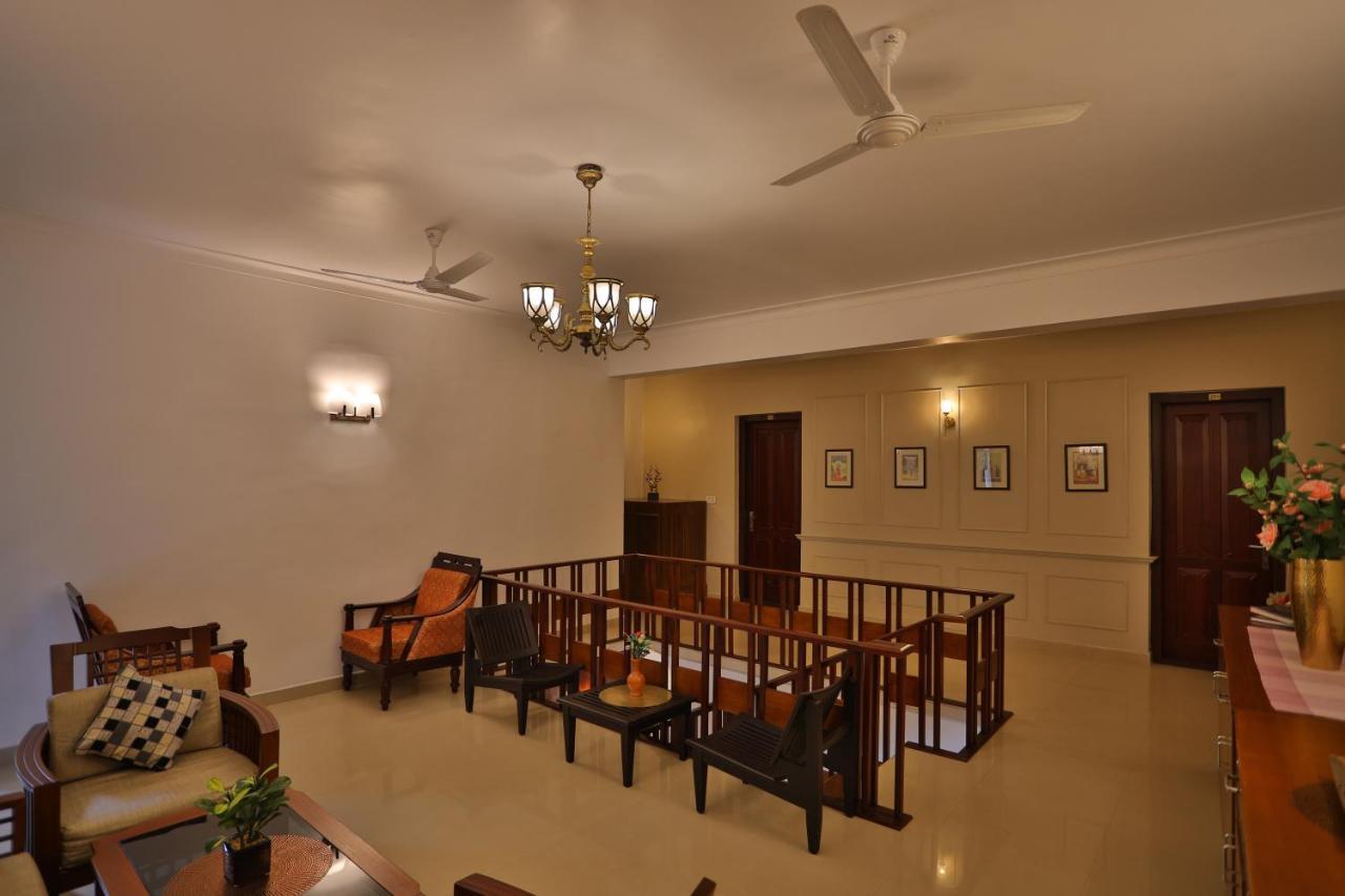Chithirapuram Palace Munnar Ngoại thất bức ảnh